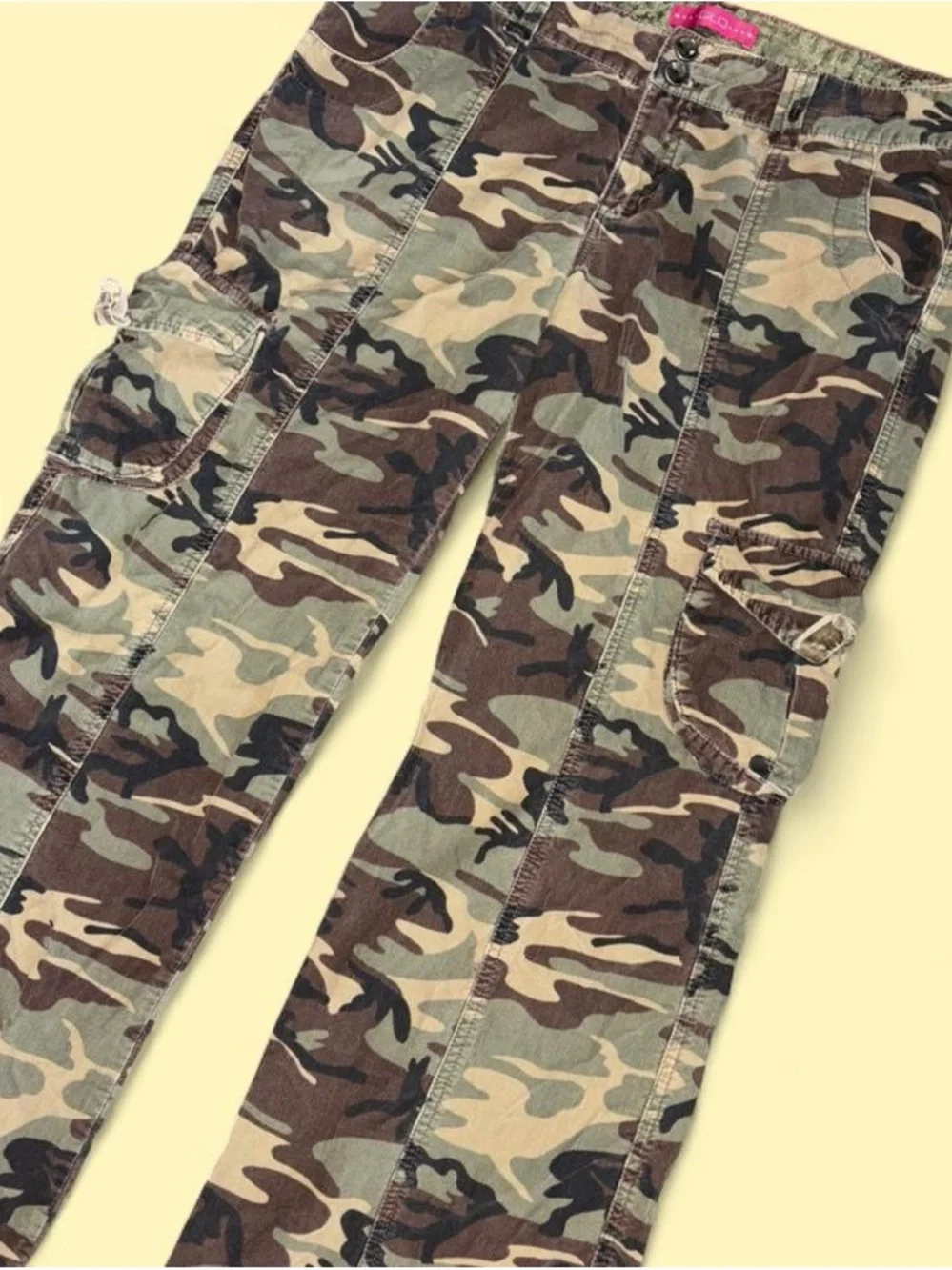Y2K GLO Camo Cargo Pants - Picture 2 of 6